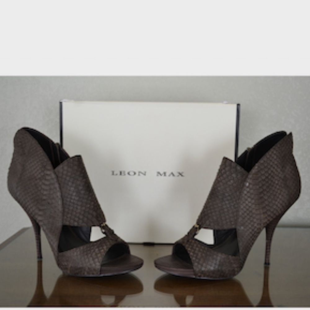 Dark Brown Evoke Snakeskin Leather Pump - Picture 3 of 8